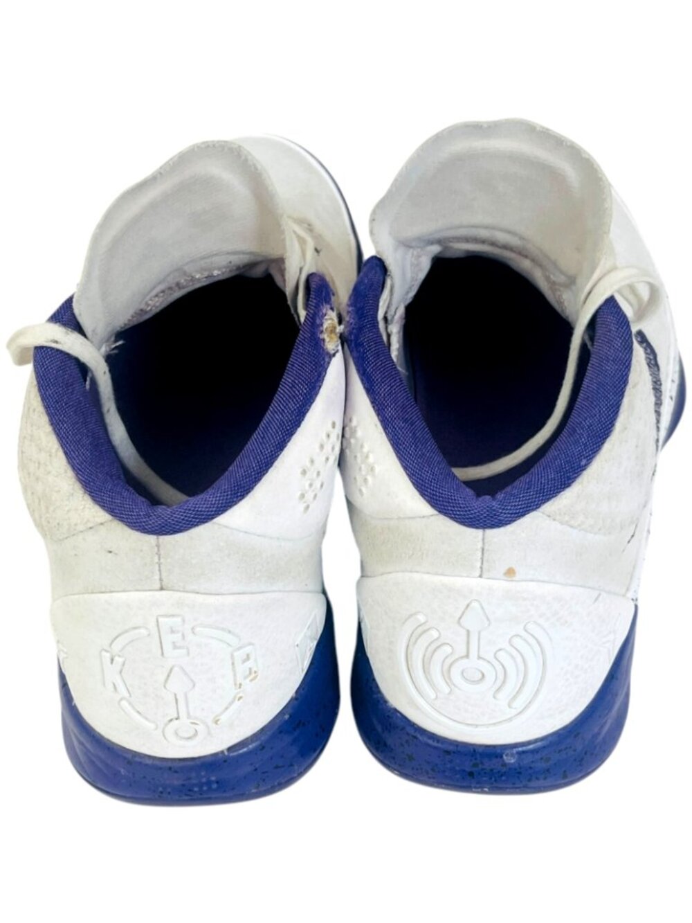 KOBE Basketball Shoes - White & Purple - US Size 8 - Picture 5 of 8